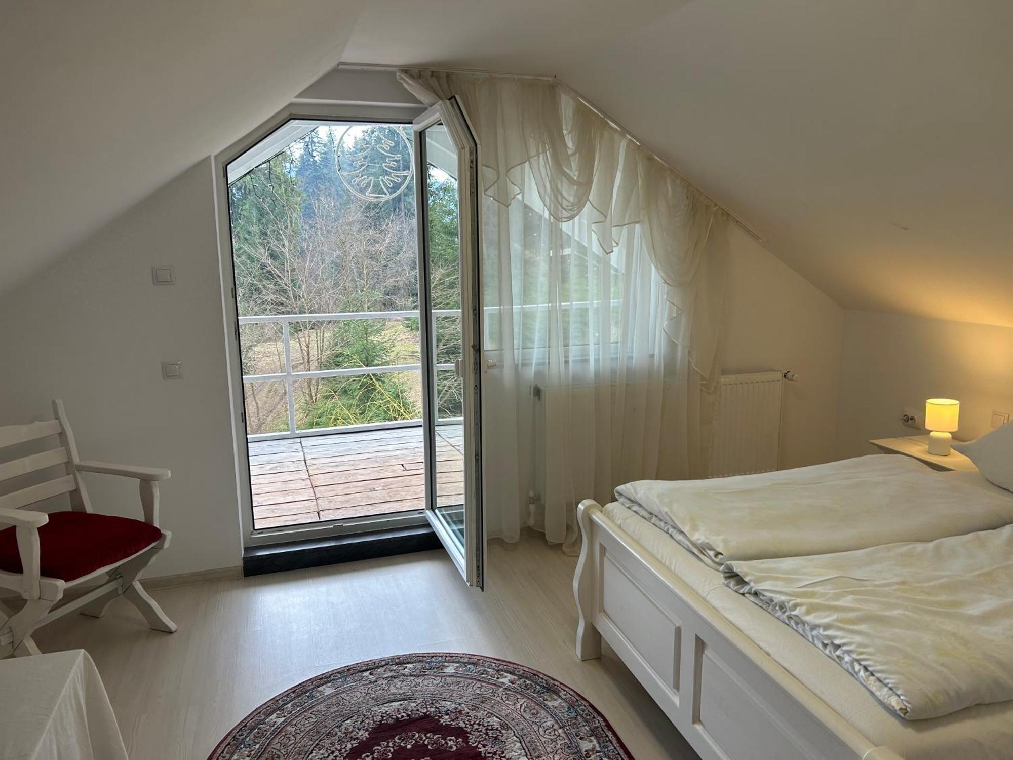 Casa Avram Hotell Sucevita Eksteriør bilde