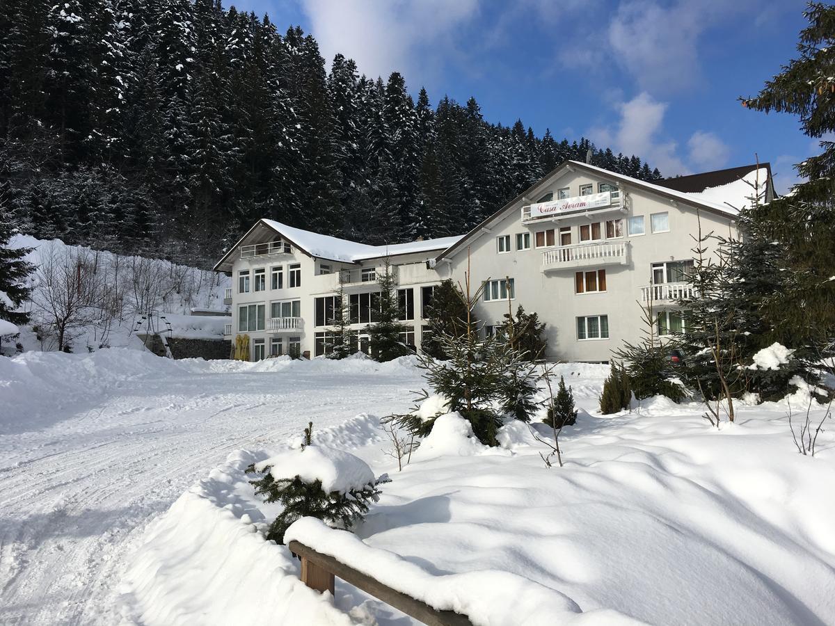 Casa Avram Hotell Sucevita Eksteriør bilde